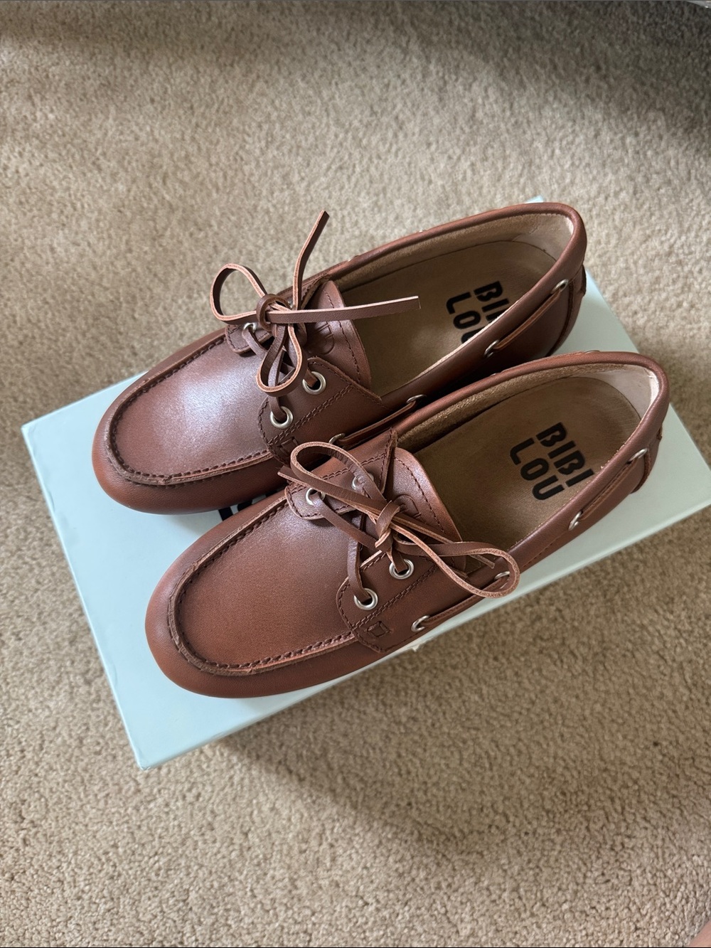 NWB Anthropologie BIBI LOU Brown Leather Boat Shoes size 36
